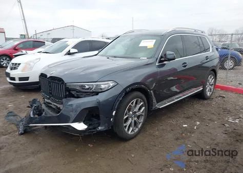 2021 BMW X7 xDrive40I z USA, uszkodzony, nr VIN 5UXCW2C05M9H65324